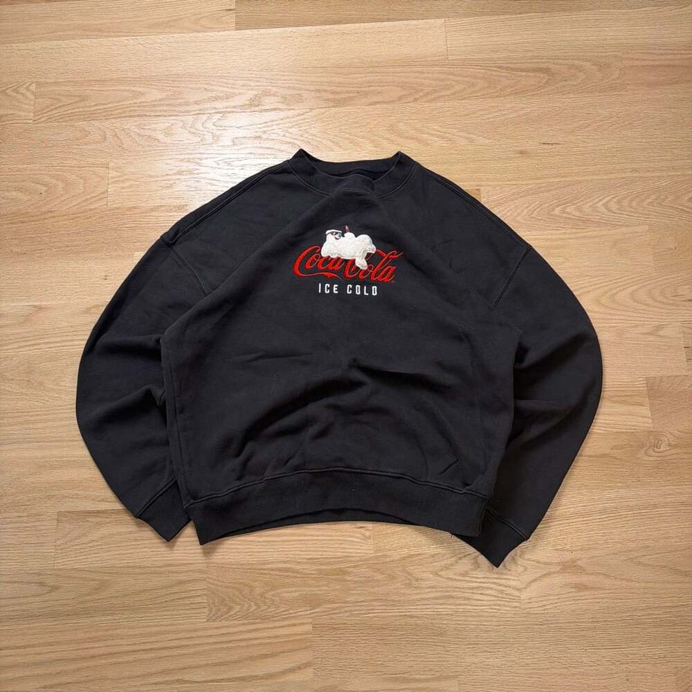 Hollister Coca-Cola Polar Bear Ice Cold Graphic Boxy Fit Sweatshirt Black Size M
